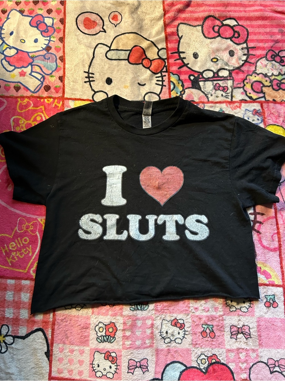 Black Graphic Tee “I ❤️ Sluts”